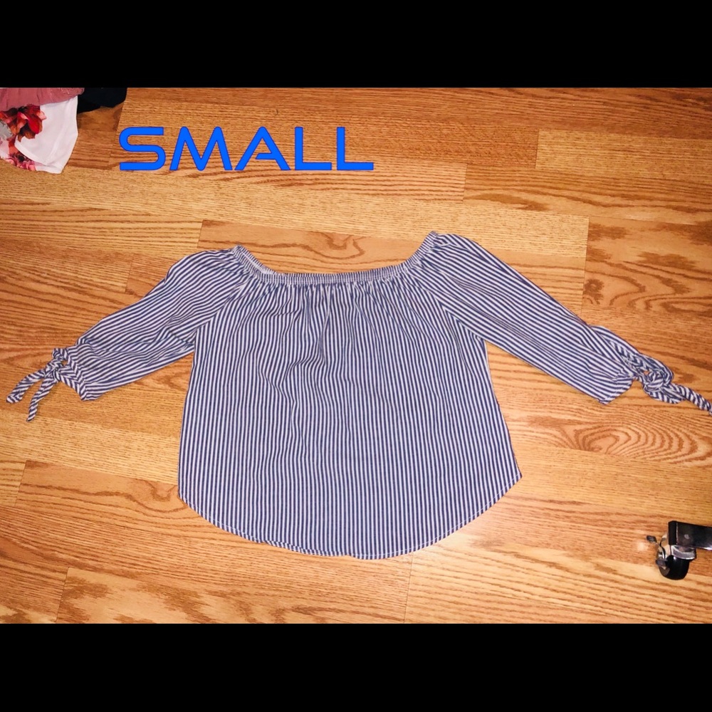 Off shoulder stripped blue white tie sleeve top
